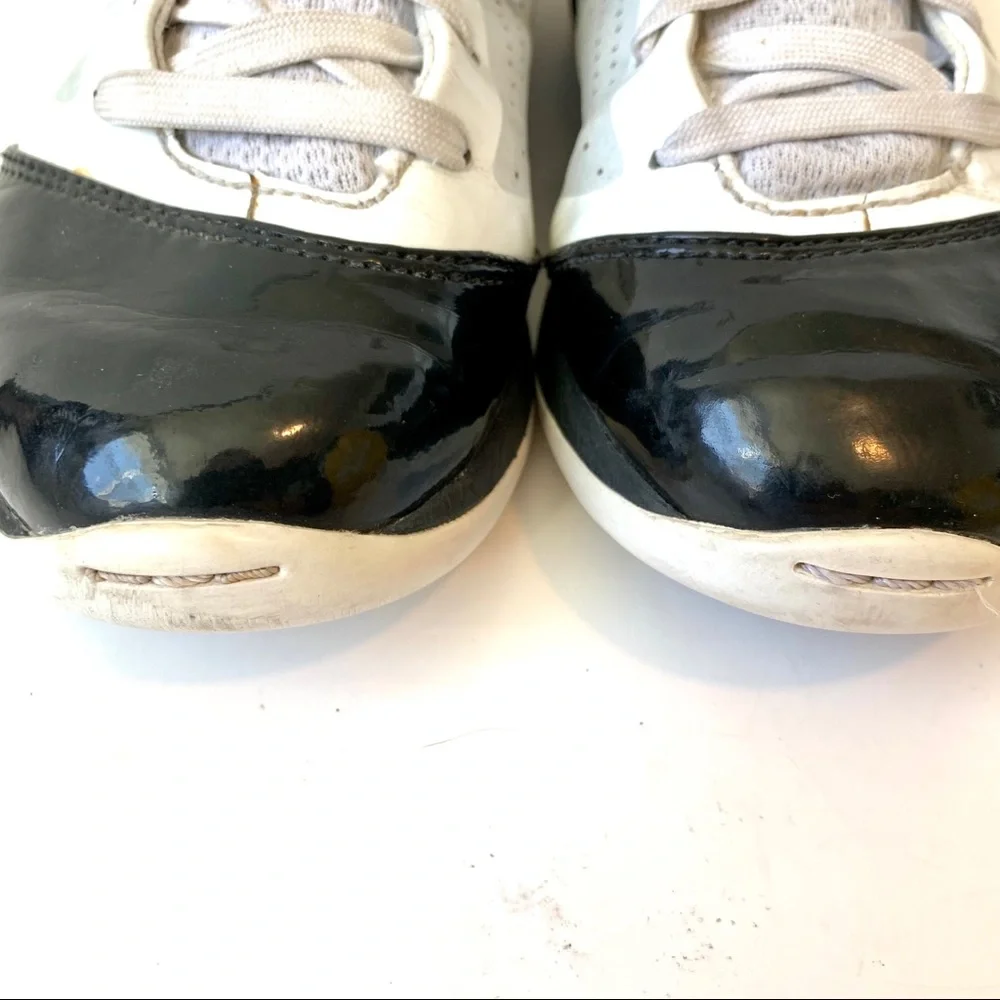 UNDER ARMOUR Boy’s Basketball Sneakers—SZ. 4.5Y